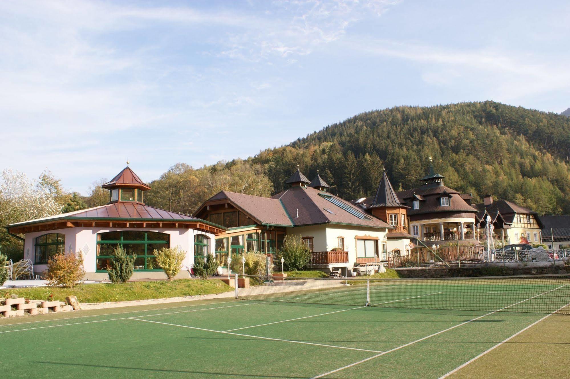 Scharfegger'S Raxalpenhof - Zuhause Am Land Otel Reichenau Dış mekan fotoğraf