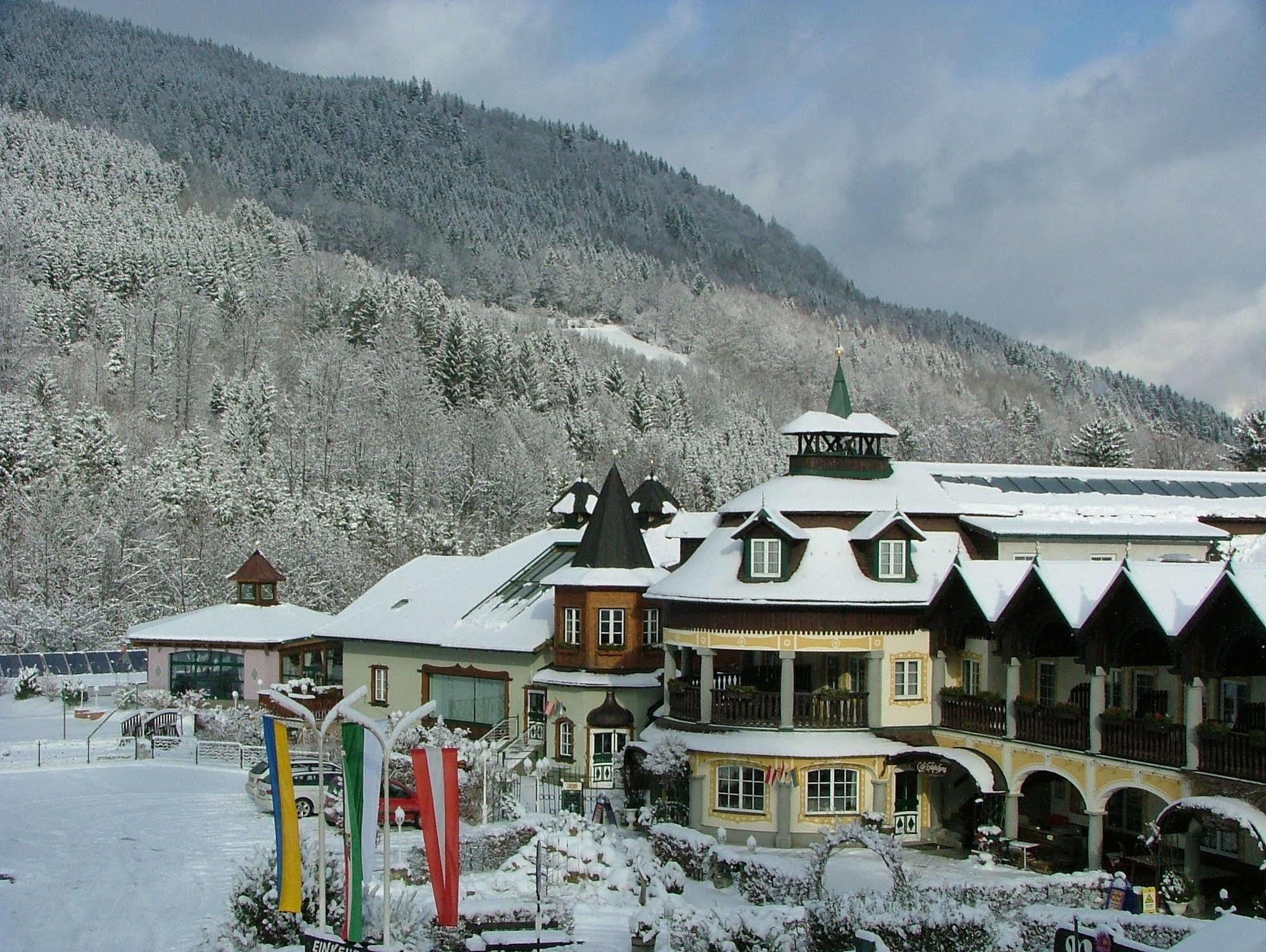 Scharfegger'S Raxalpenhof - Zuhause Am Land Otel Reichenau Dış mekan fotoğraf